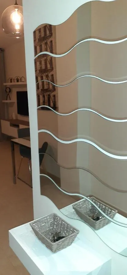 Apartamento Piscina Viena Roses
