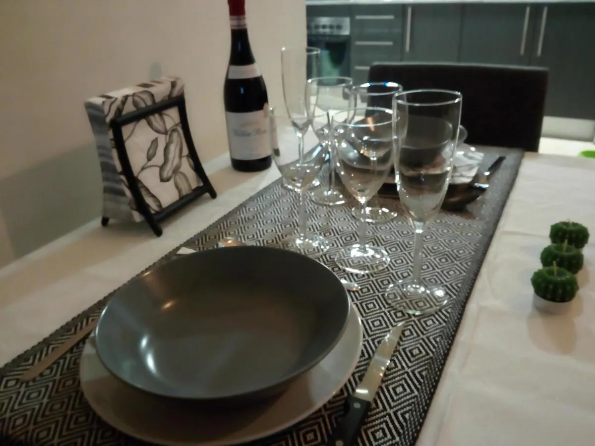 Apartamento Piscina Viena Roses