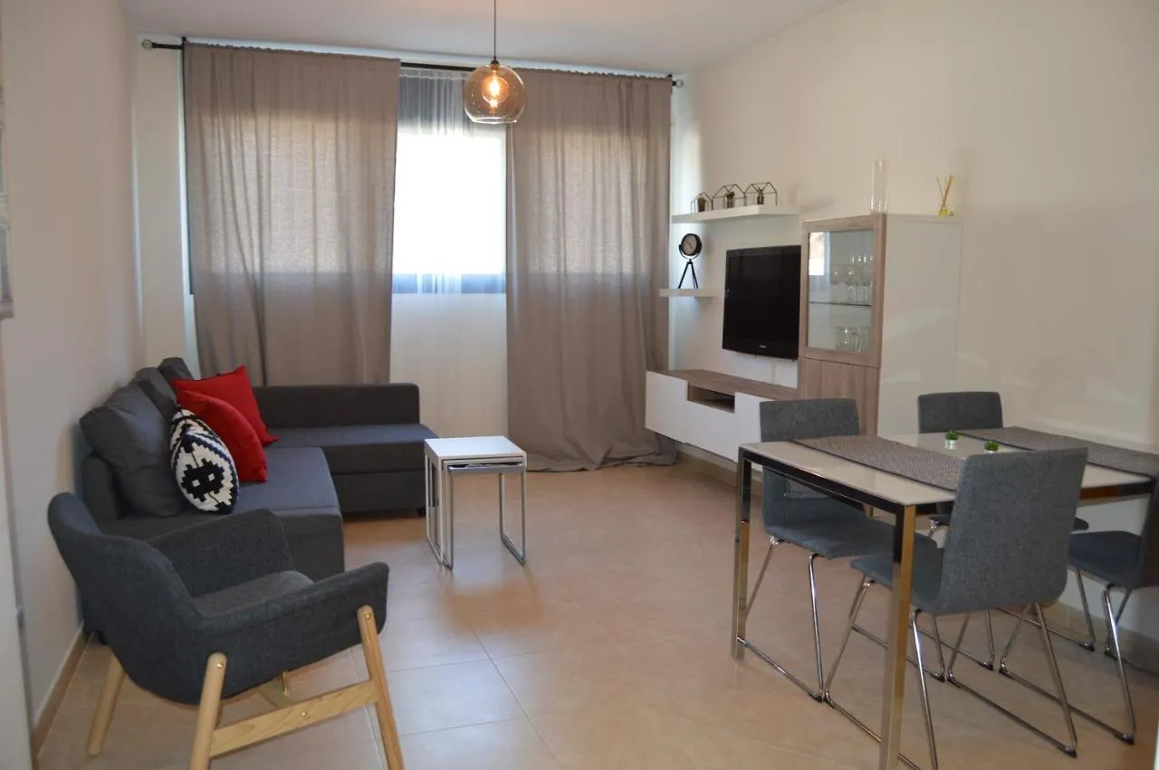 Apartamento Piscina Viena Roses