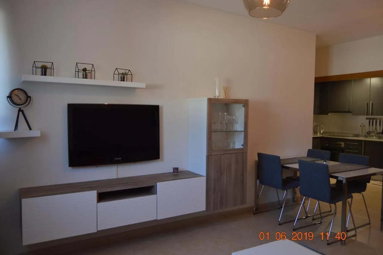 Apartamento Piscina Viena Roses 0*,  Spain